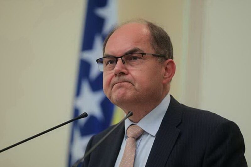 REAKCIJE “Mrtvozornik Šmit neka se ne nada da je završio posao”