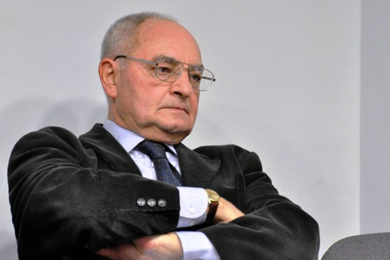 Dimitrije Boarov: Brza pruga i spora država