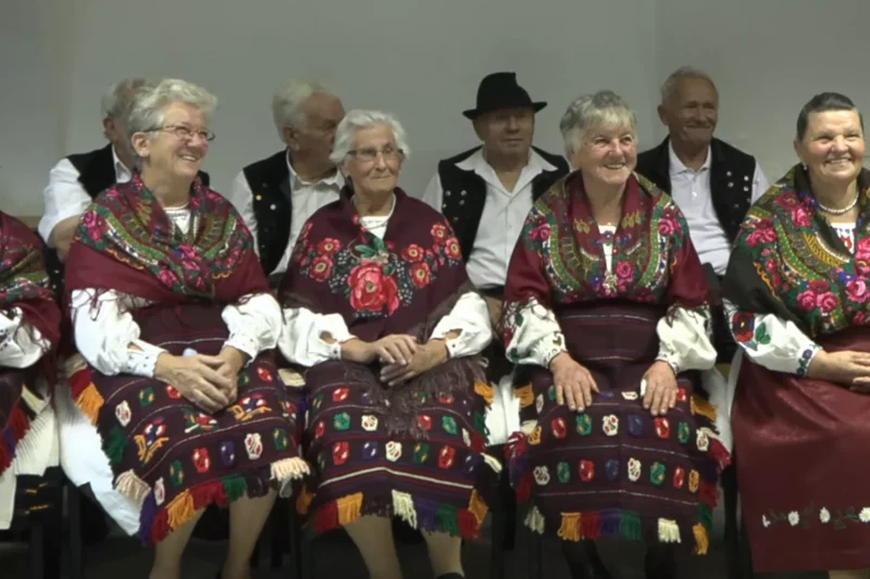 HOROR U SPLITU: Huligani nasilno prekinuli Dan srpske kulture!